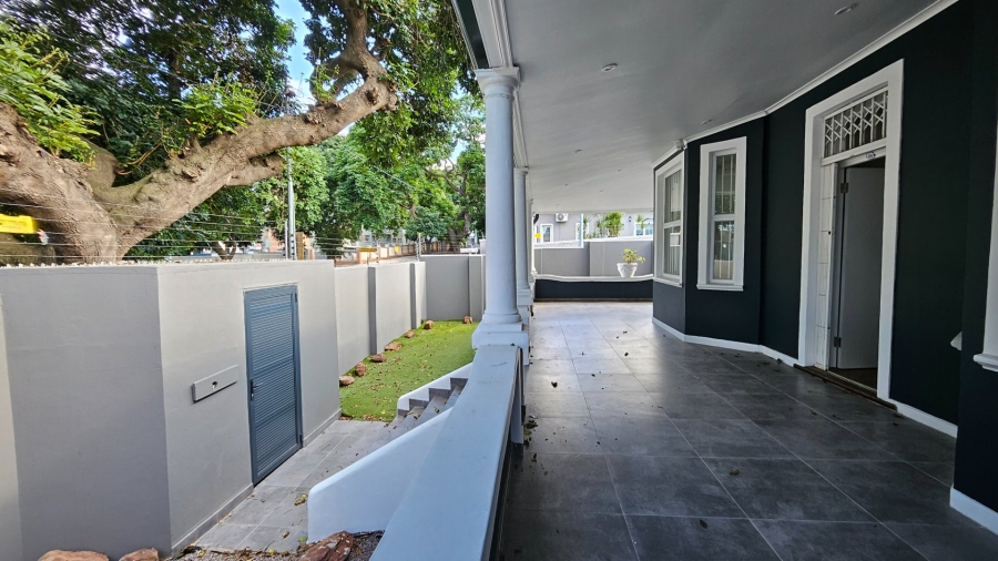 4 Bedroom Property for Sale in Windermere KwaZulu-Natal