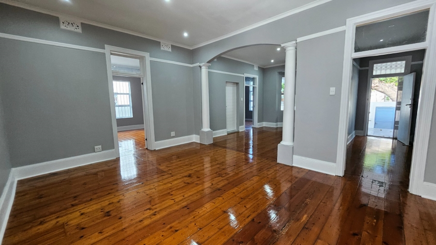 4 Bedroom Property for Sale in Windermere KwaZulu-Natal