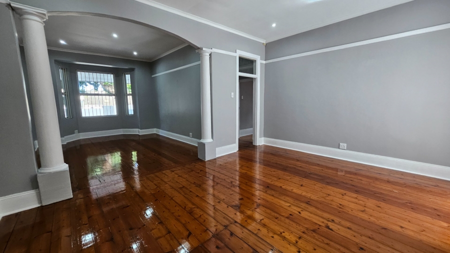 4 Bedroom Property for Sale in Windermere KwaZulu-Natal