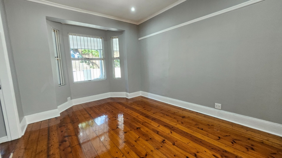 4 Bedroom Property for Sale in Windermere KwaZulu-Natal
