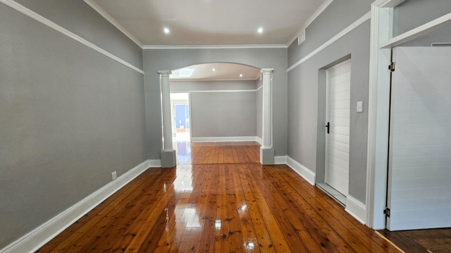 4 Bedroom Property for Sale in Windermere KwaZulu-Natal