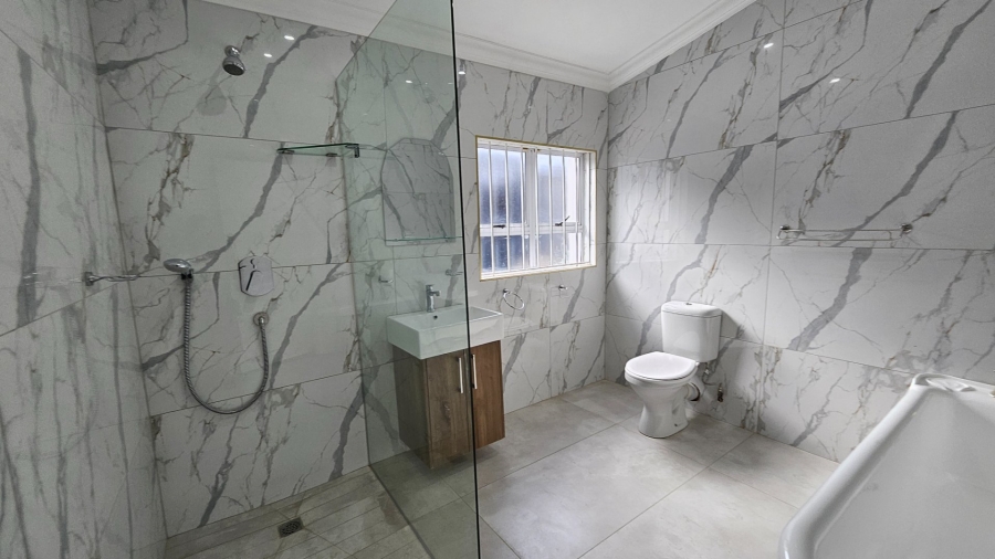 4 Bedroom Property for Sale in Windermere KwaZulu-Natal