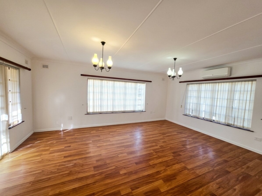 4 Bedroom Property for Sale in Blythedale KwaZulu-Natal