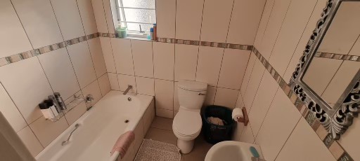 4 Bedroom Property for Sale in Uvongo KwaZulu-Natal