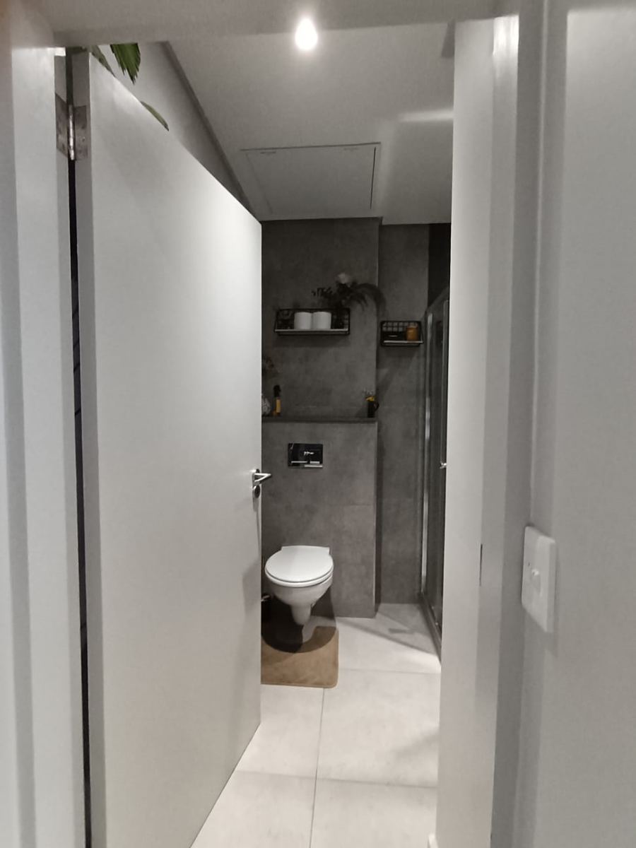 To Let 1 Bedroom Property for Rent in Windermere KwaZulu-Natal