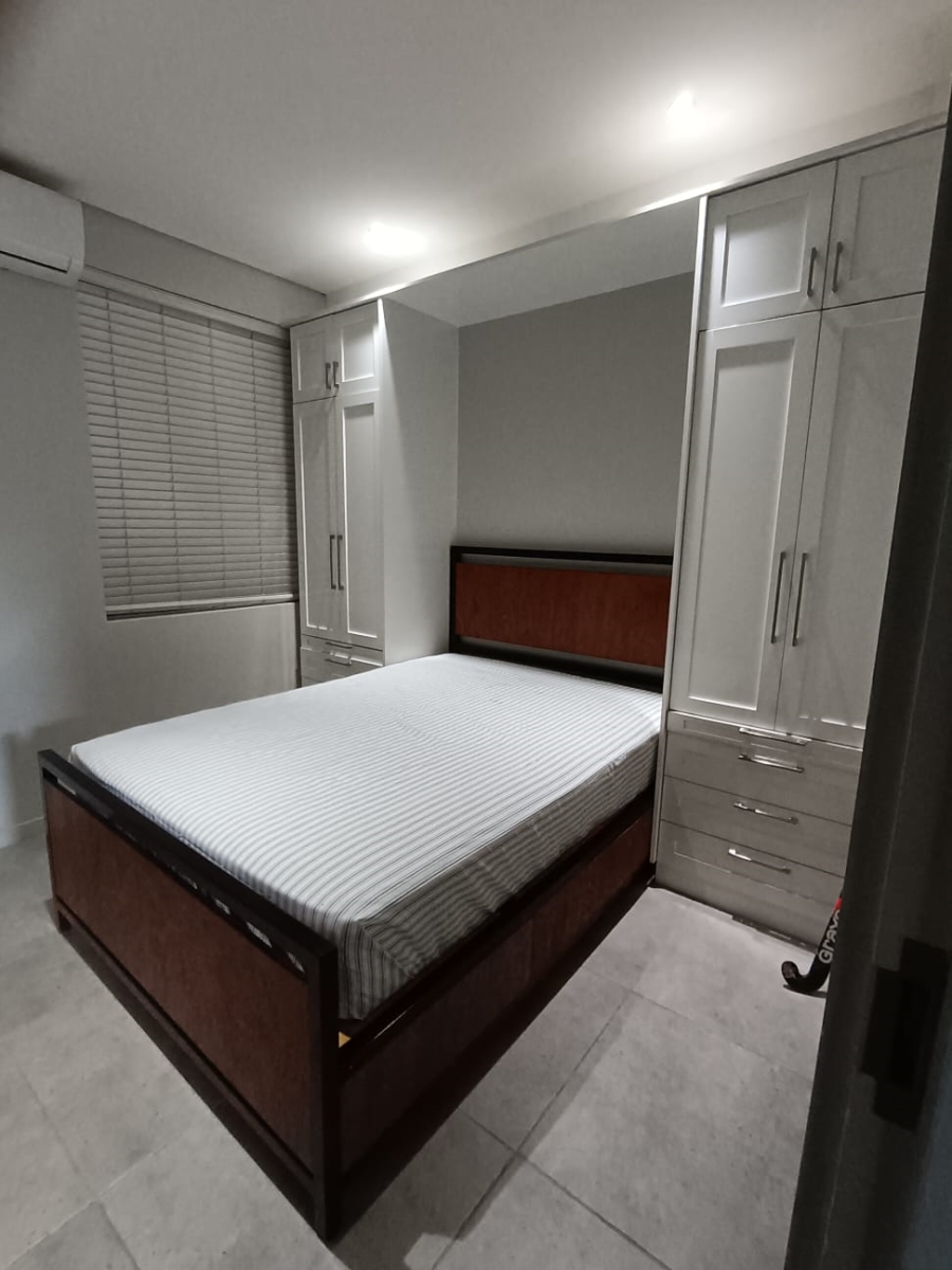 To Let 1 Bedroom Property for Rent in Windermere KwaZulu-Natal