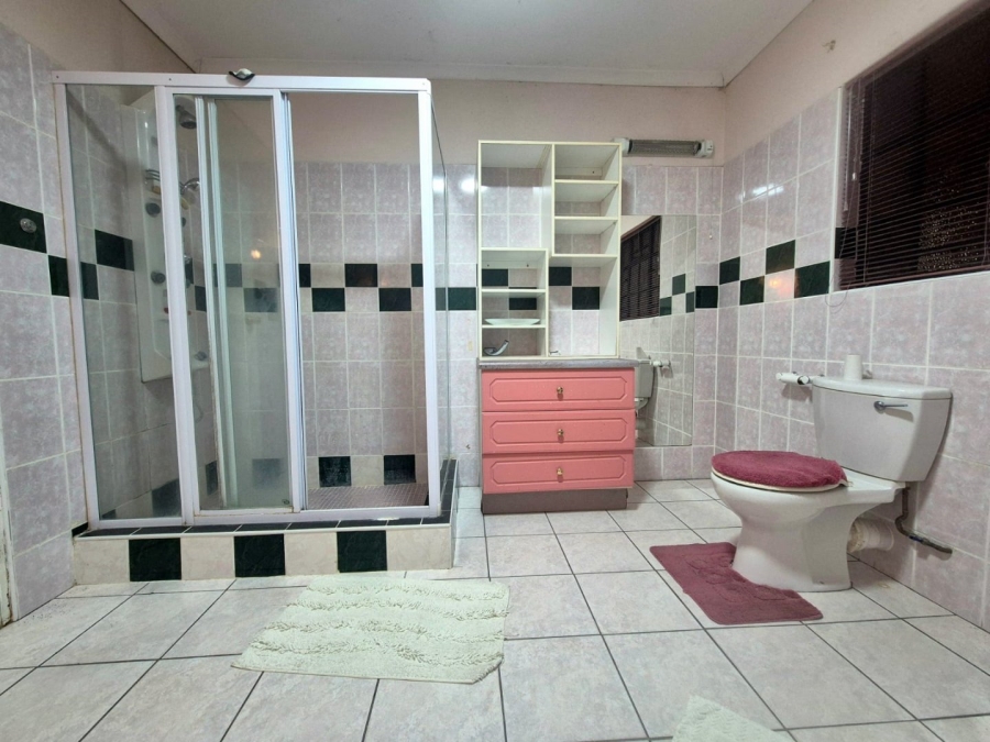 3 Bedroom Property for Sale in Aviary Hill KwaZulu-Natal
