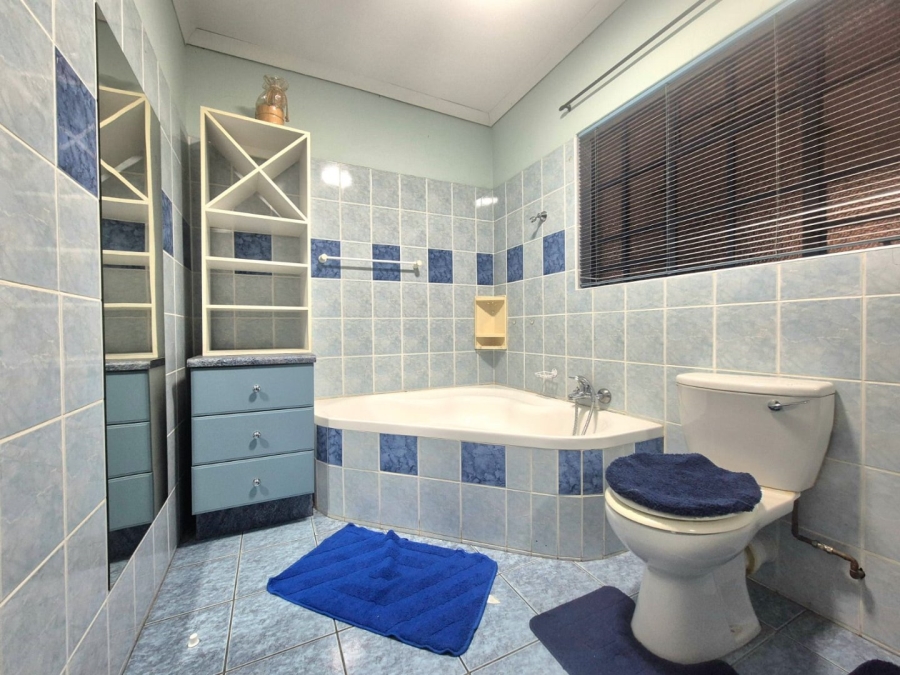 3 Bedroom Property for Sale in Aviary Hill KwaZulu-Natal
