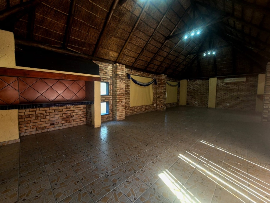 3 Bedroom Property for Sale in Aviary Hill KwaZulu-Natal