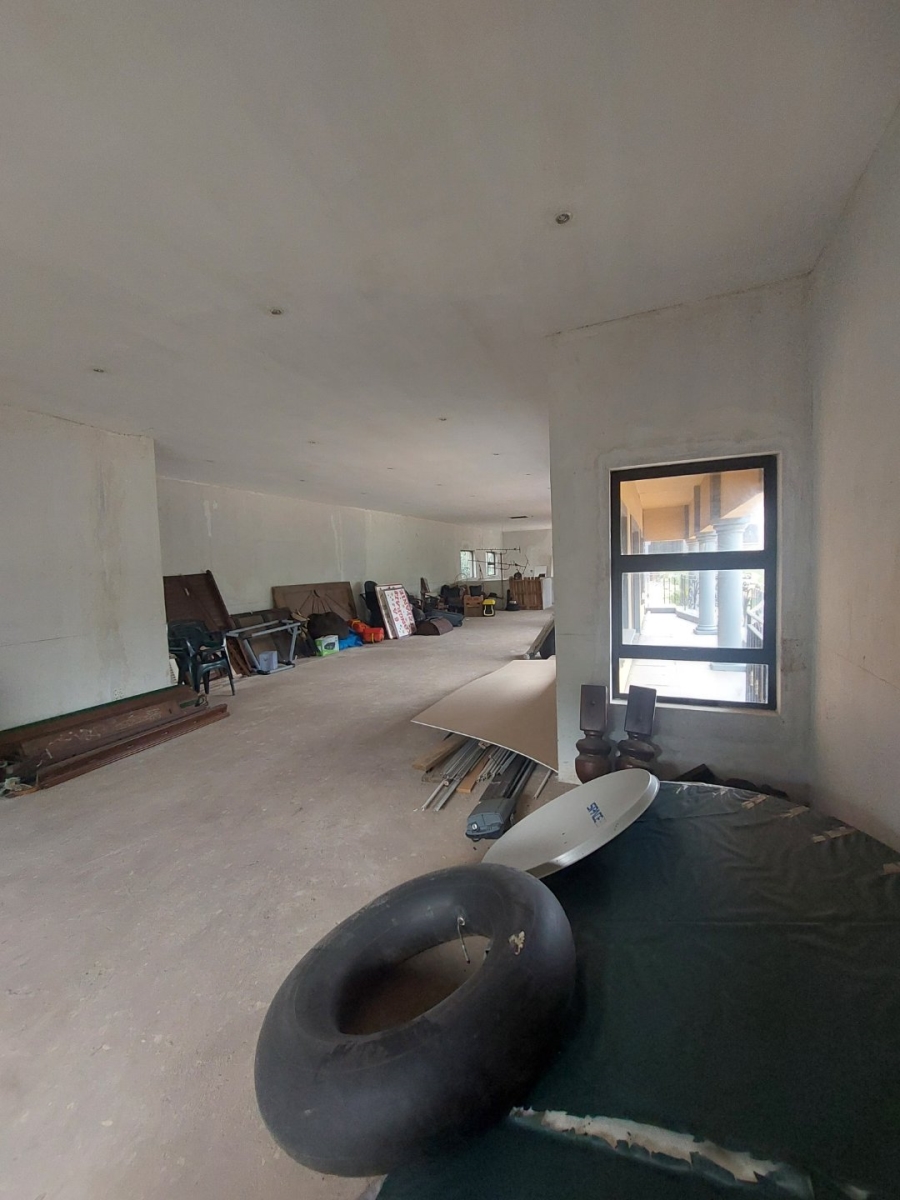 To Let Commercial Property for Rent in Bluff KwaZulu-Natal