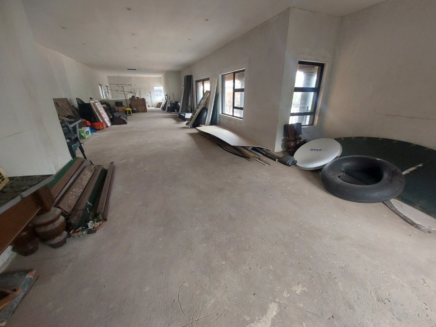 To Let Commercial Property for Rent in Bluff KwaZulu-Natal