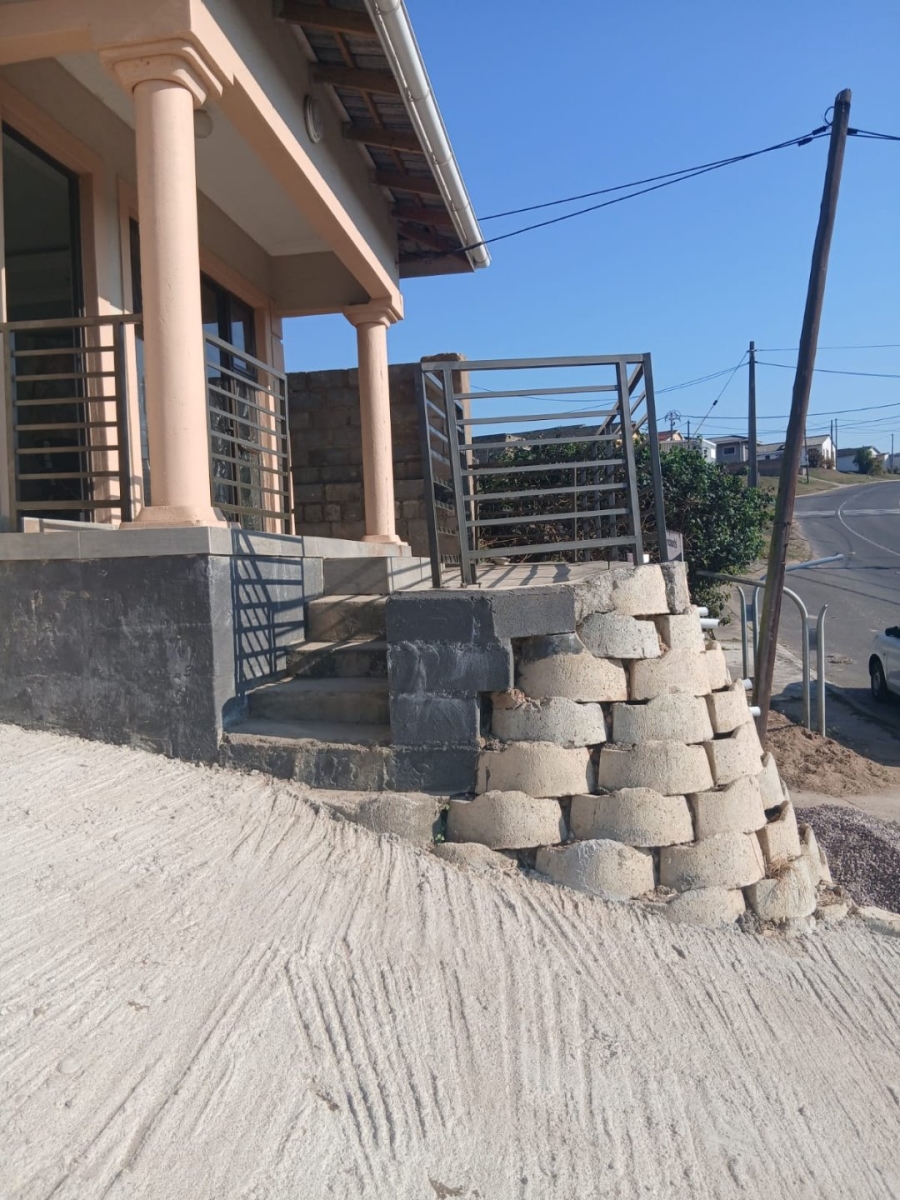 3 Bedroom Property for Sale in Lovu KwaZulu-Natal