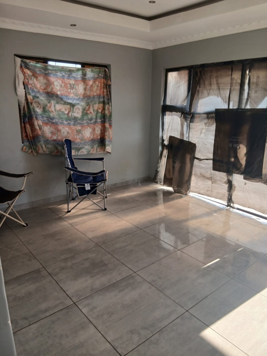 3 Bedroom Property for Sale in Lovu KwaZulu-Natal
