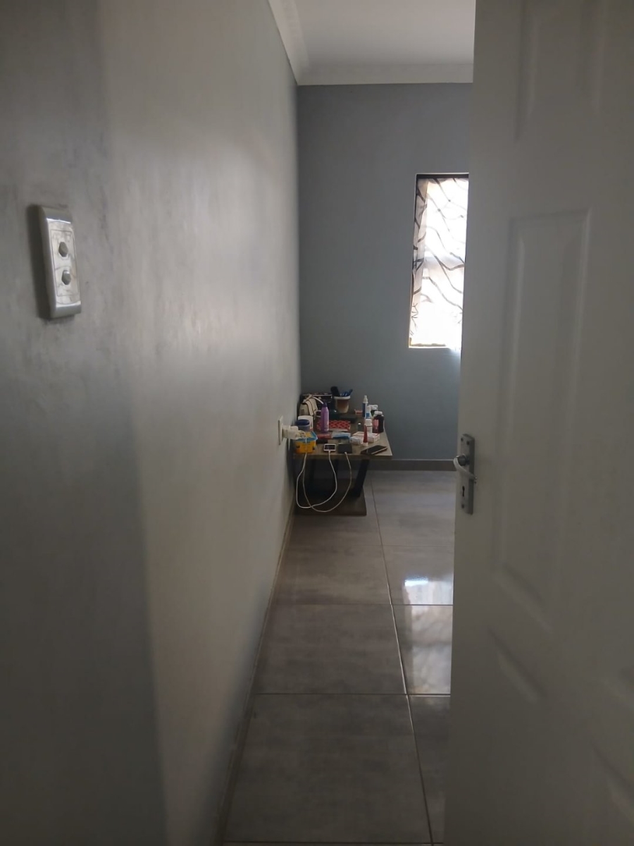 3 Bedroom Property for Sale in Lovu KwaZulu-Natal