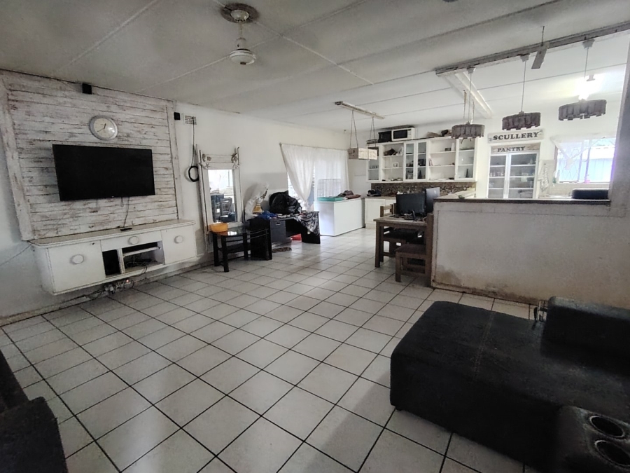 4 Bedroom Property for Sale in Margate KwaZulu-Natal