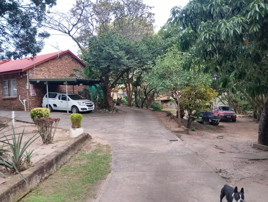 11 Bedroom Property for Sale in Uvongo KwaZulu-Natal