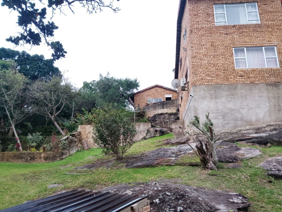 11 Bedroom Property for Sale in Uvongo KwaZulu-Natal