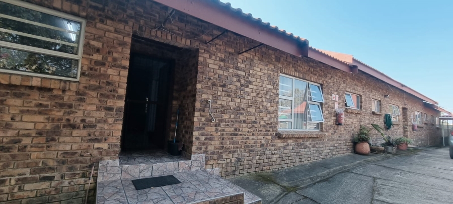 11 Bedroom Property for Sale in Uvongo KwaZulu-Natal