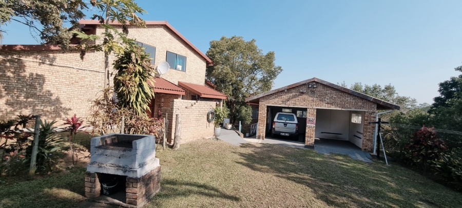 11 Bedroom Property for Sale in Uvongo KwaZulu-Natal