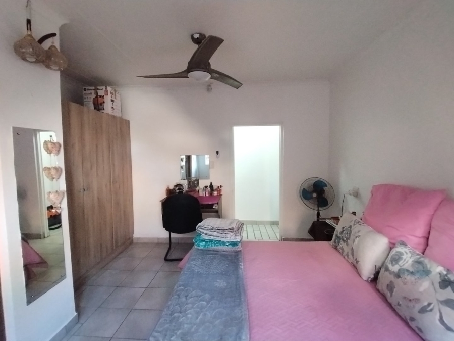 11 Bedroom Property for Sale in Uvongo KwaZulu-Natal