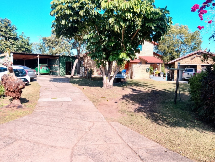 11 Bedroom Property for Sale in Uvongo KwaZulu-Natal