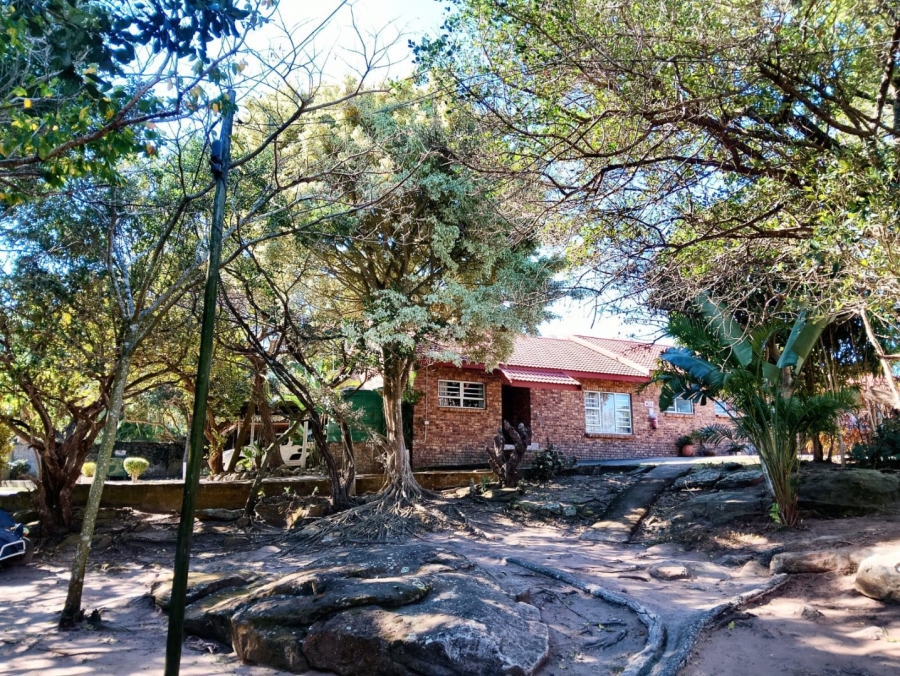 11 Bedroom Property for Sale in Uvongo KwaZulu-Natal