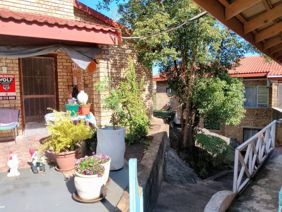 11 Bedroom Property for Sale in Uvongo KwaZulu-Natal
