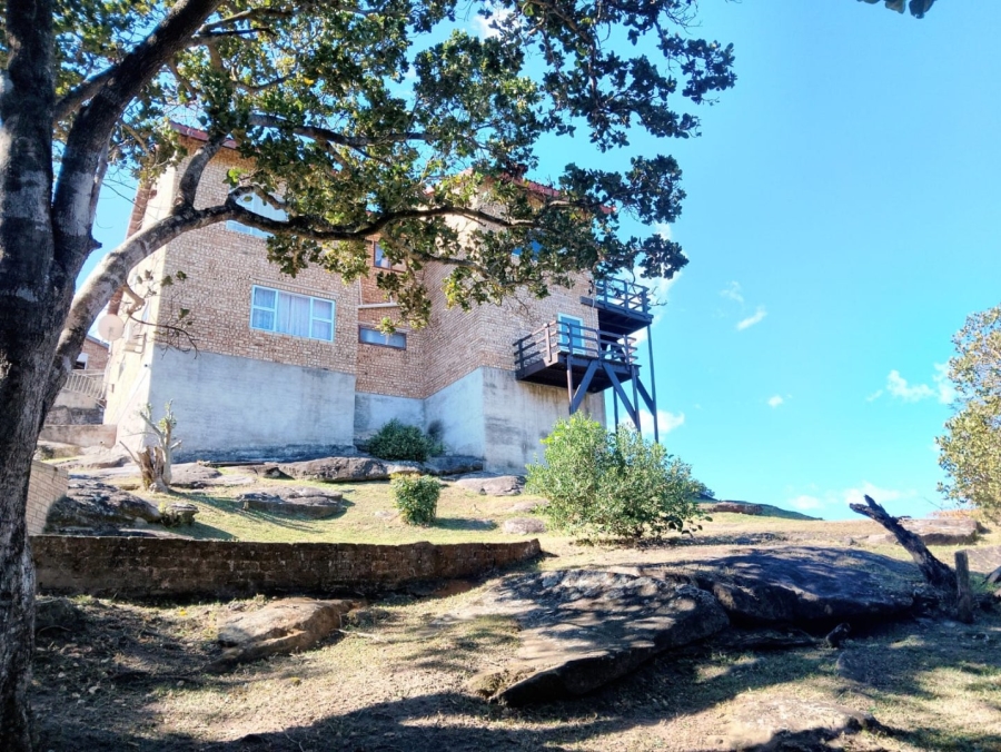 11 Bedroom Property for Sale in Uvongo KwaZulu-Natal