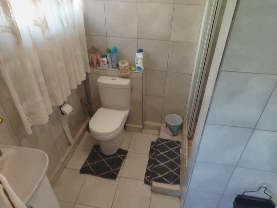 11 Bedroom Property for Sale in Uvongo KwaZulu-Natal