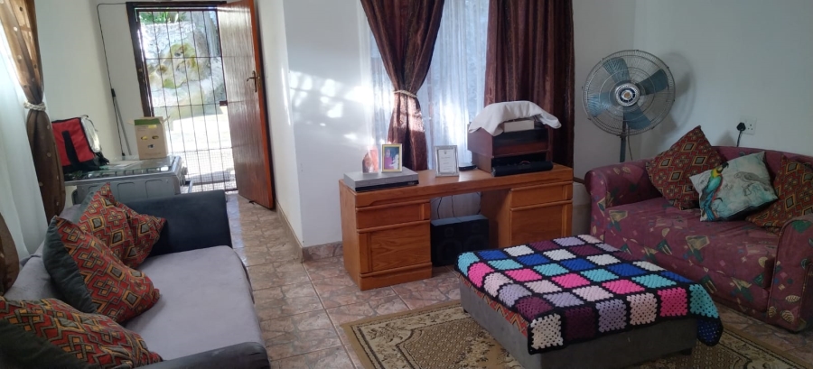 11 Bedroom Property for Sale in Uvongo KwaZulu-Natal