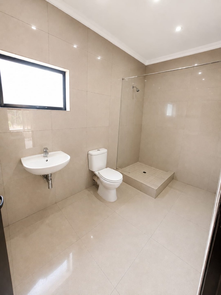 To Let Commercial Property for Rent in Bluff KwaZulu-Natal