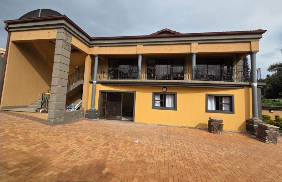 To Let Commercial Property for Rent in Bluff KwaZulu-Natal