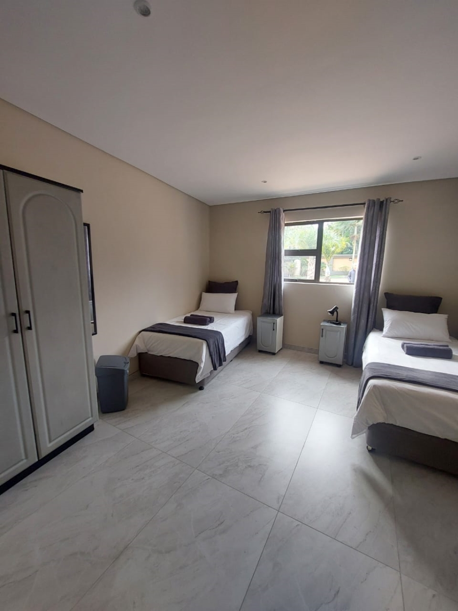 To Let Commercial Property for Rent in Bluff KwaZulu-Natal