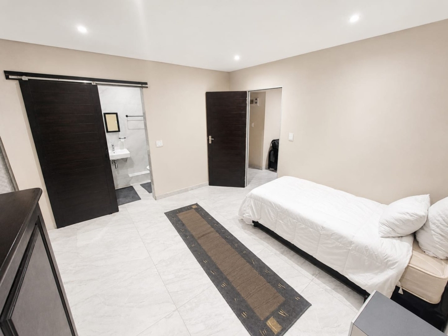 To Let 3 Bedroom Property for Rent in Bluff KwaZulu-Natal