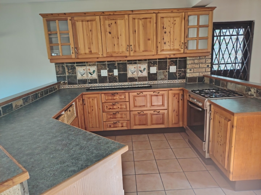 To Let 3 Bedroom Property for Rent in Forest Hills KwaZulu-Natal