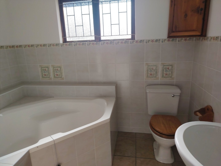 To Let 3 Bedroom Property for Rent in Forest Hills KwaZulu-Natal