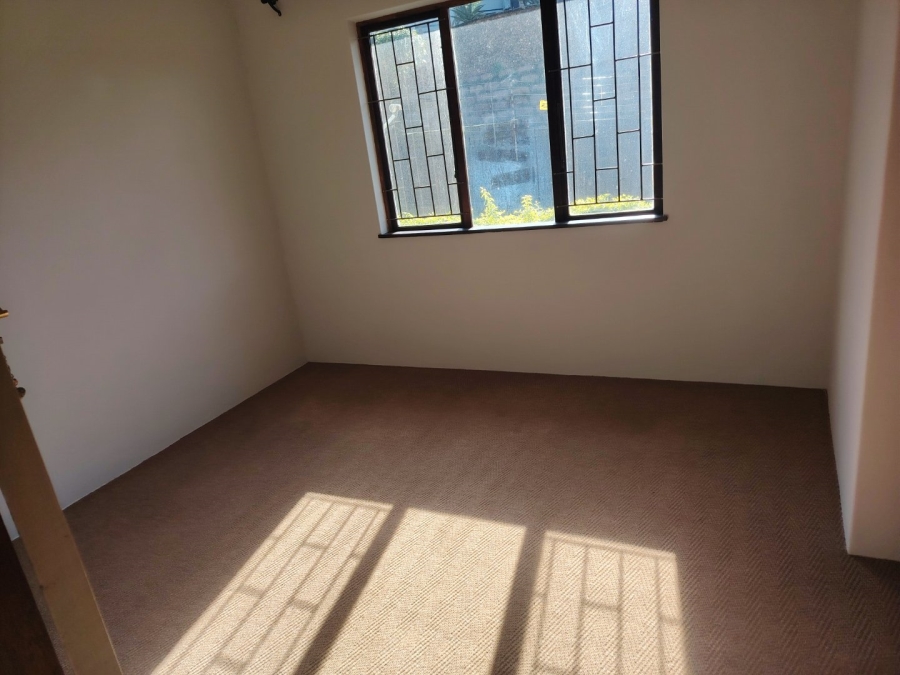 To Let 3 Bedroom Property for Rent in Forest Hills KwaZulu-Natal