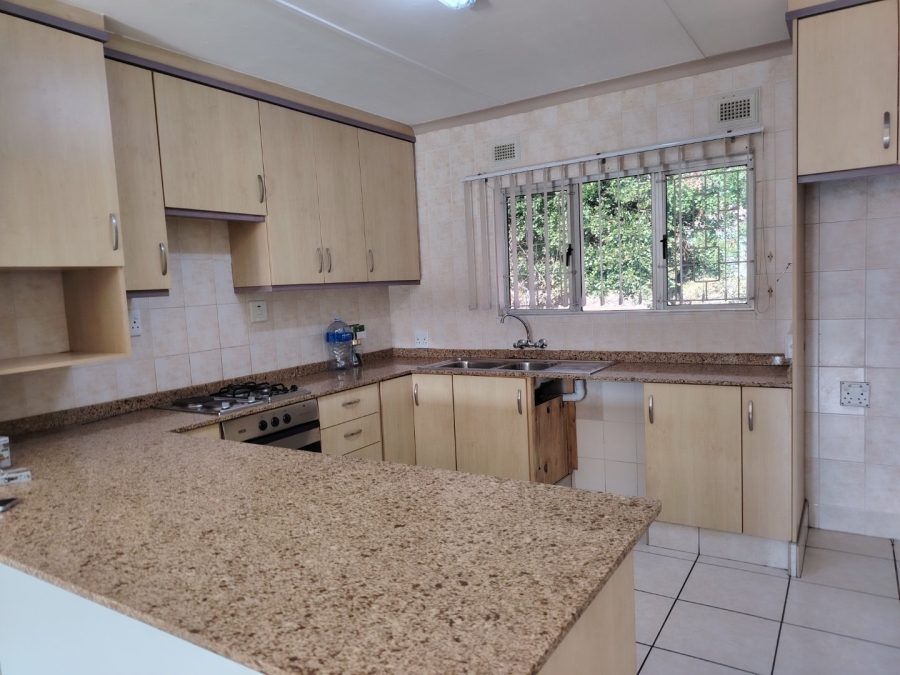 To Let 3 Bedroom Property for Rent in Escombe KwaZulu-Natal