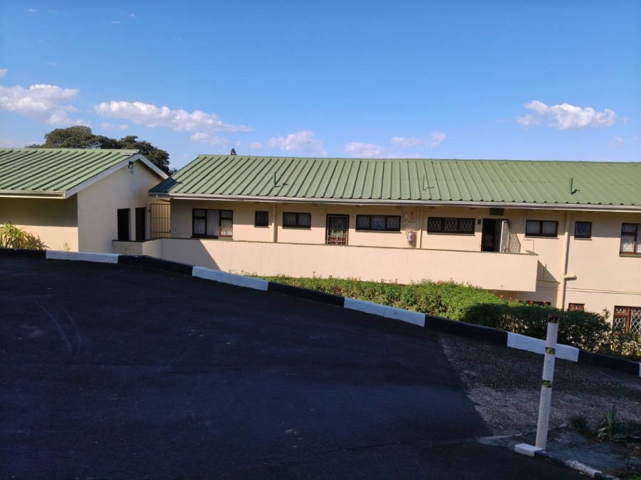 2 Bedroom Property for Sale in Umtentweni KwaZulu-Natal