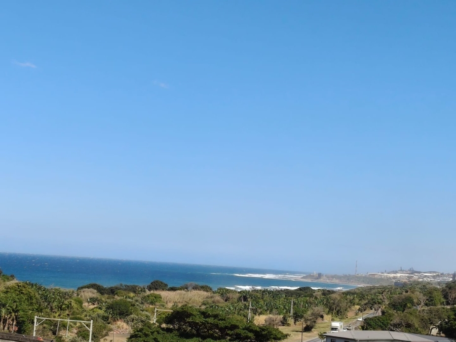 2 Bedroom Property for Sale in Umtentweni KwaZulu-Natal