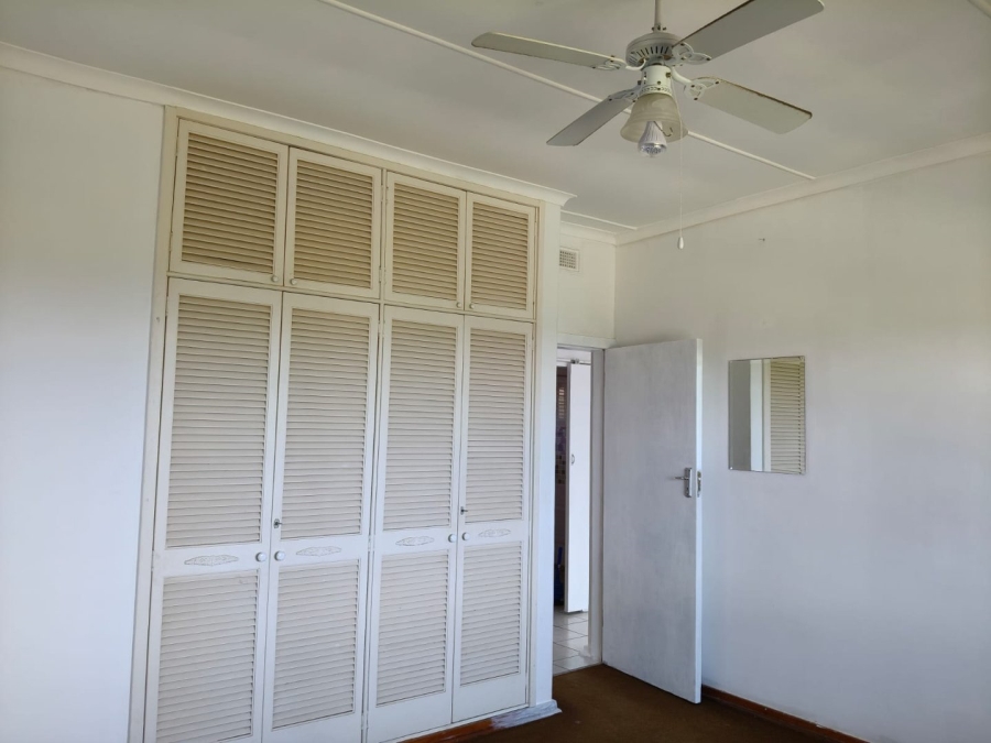 2 Bedroom Property for Sale in Umtentweni KwaZulu-Natal