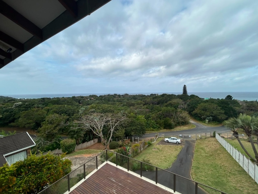 6 Bedroom Property for Sale in Leisure Bay KwaZulu-Natal