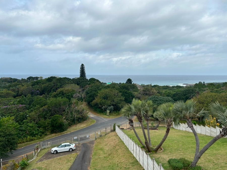 6 Bedroom Property for Sale in Leisure Bay KwaZulu-Natal