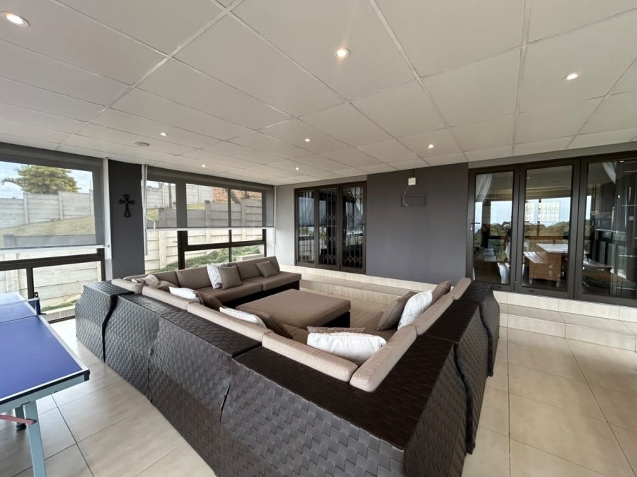 6 Bedroom Property for Sale in Leisure Bay KwaZulu-Natal