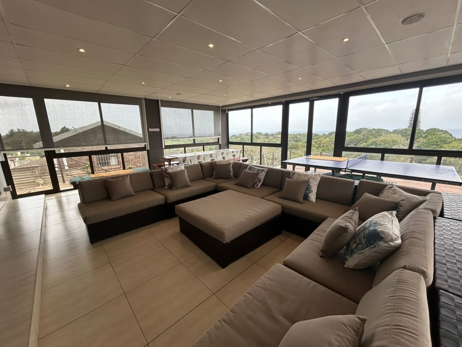 6 Bedroom Property for Sale in Leisure Bay KwaZulu-Natal