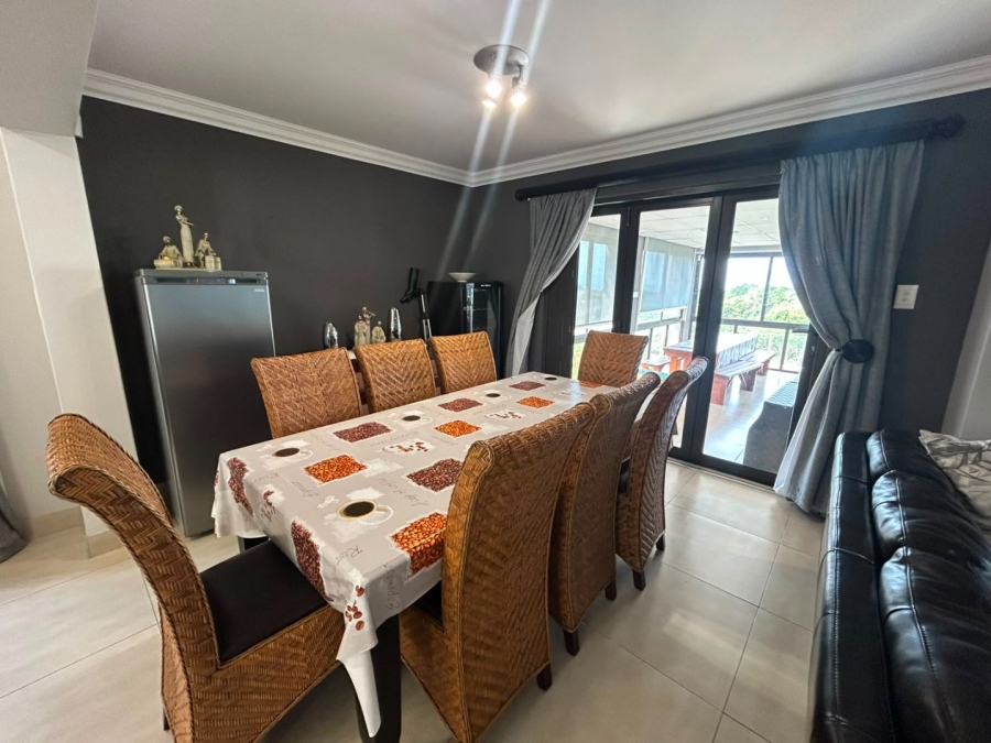 6 Bedroom Property for Sale in Leisure Bay KwaZulu-Natal
