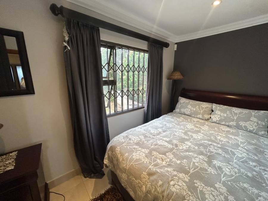 6 Bedroom Property for Sale in Leisure Bay KwaZulu-Natal