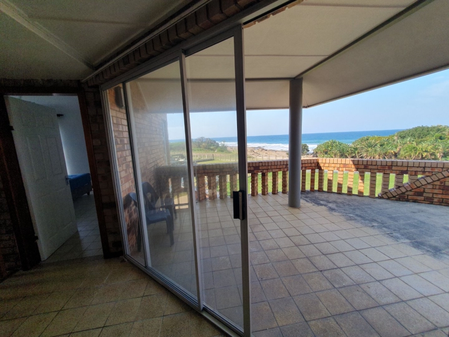 8 Bedroom Property for Sale in Port Edward KwaZulu-Natal