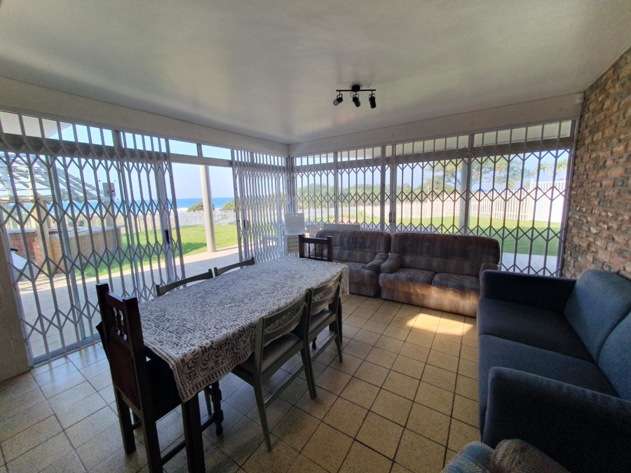 8 Bedroom Property for Sale in Port Edward KwaZulu-Natal