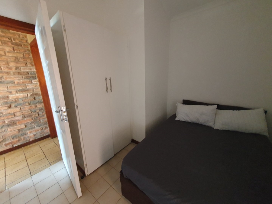 8 Bedroom Property for Sale in Port Edward KwaZulu-Natal